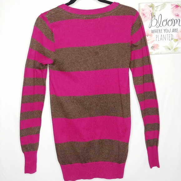 Decree berry pink and brown cardigan size Medium - Picture 2 of 6